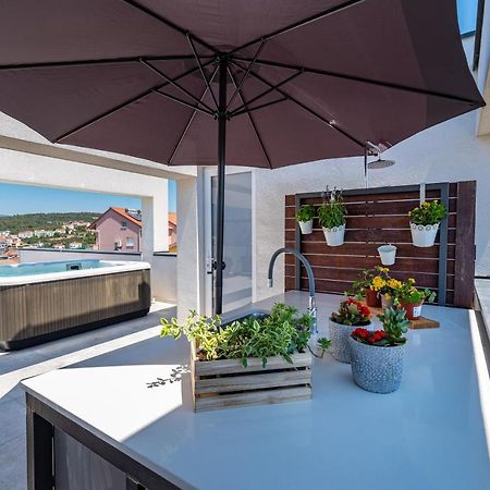 Rooftop Spa Apartment Trogir Ngoại thất bức ảnh