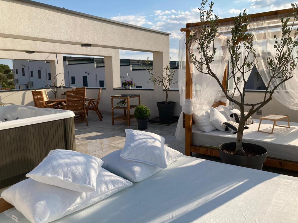 Rooftop Spa Apartment Trogir Ngoại thất bức ảnh