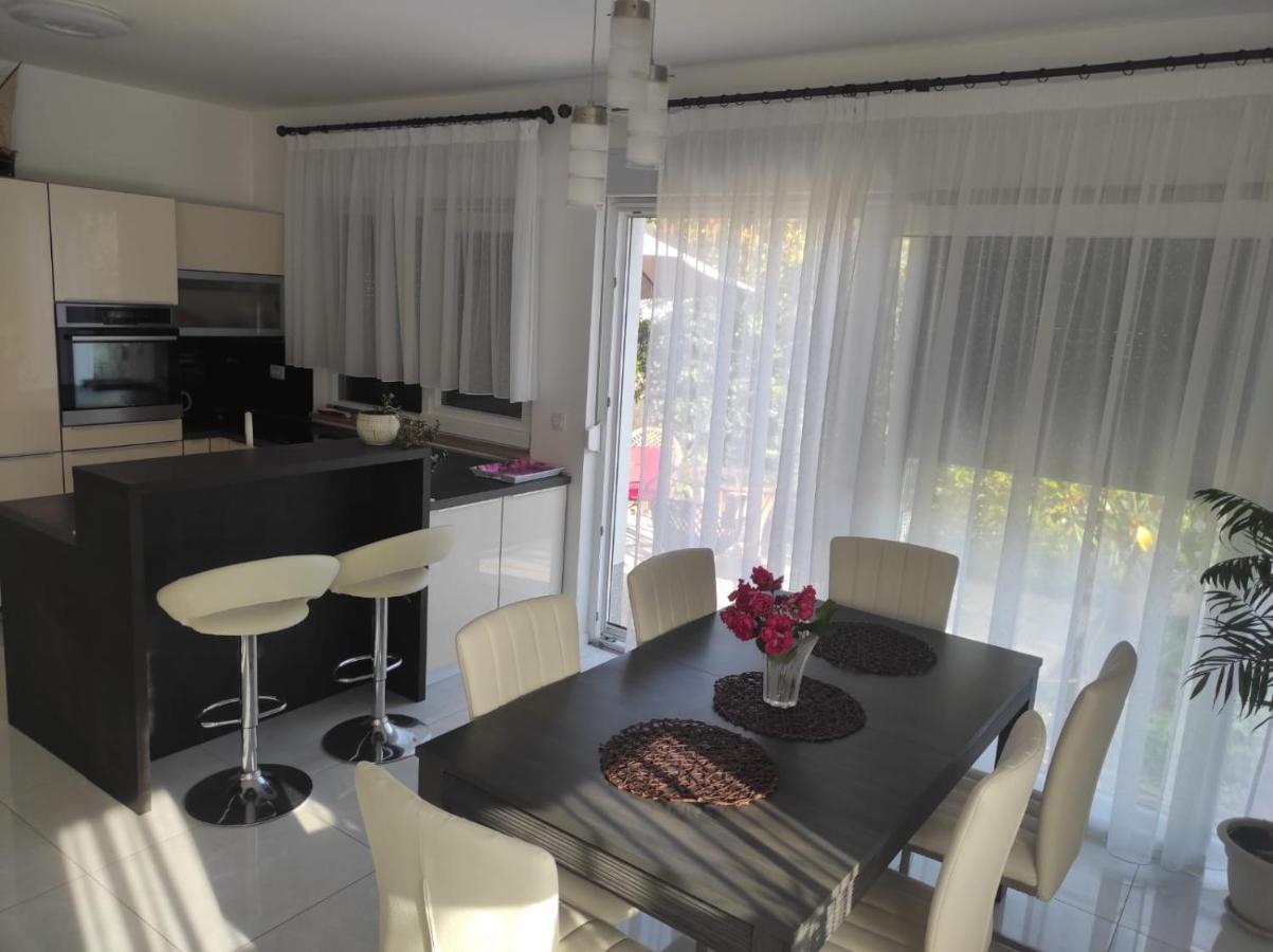 Rooftop Spa Apartment Trogir Ngoại thất bức ảnh